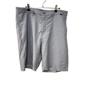 Travis Mathew Golf Shorts Men's Size 36 x 10 Stretch Striped Belt Loop Pockets